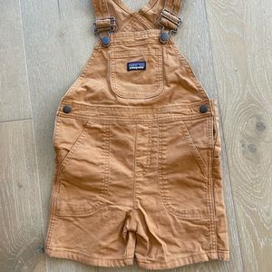 Patagonia Size 4T shorts overalls